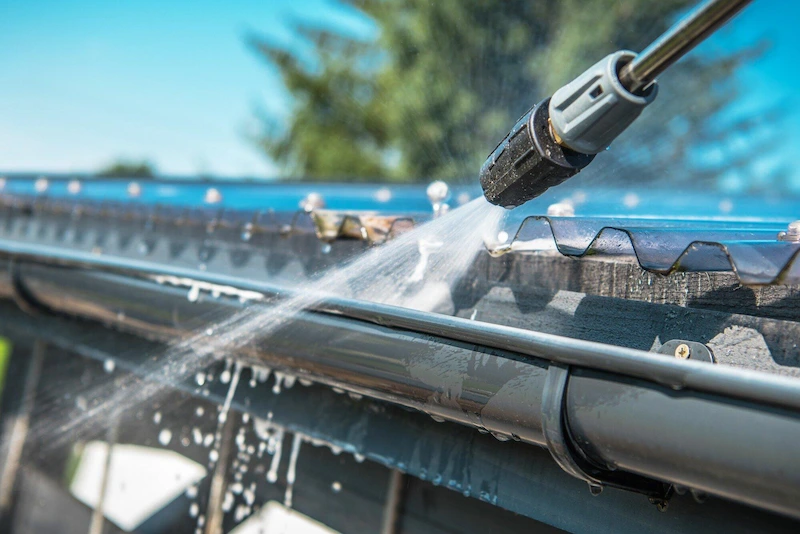 Roof And Gutter Cleaning